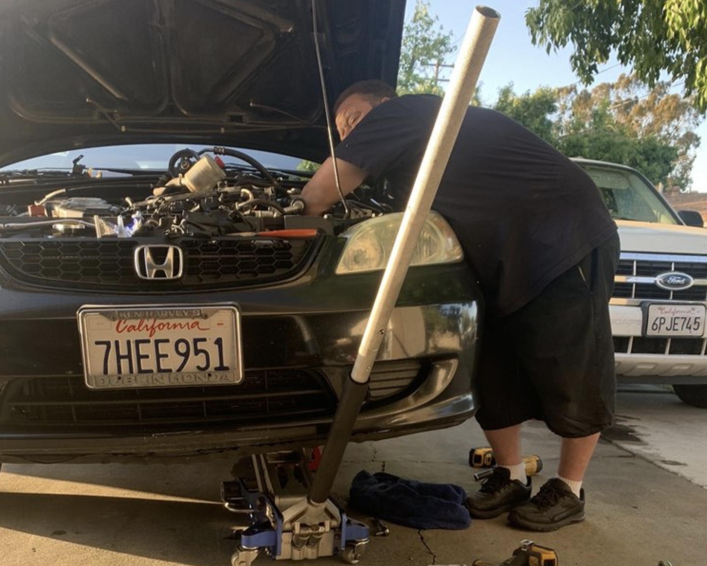 this image show mobile mechanic services in Santa Ana, CA
